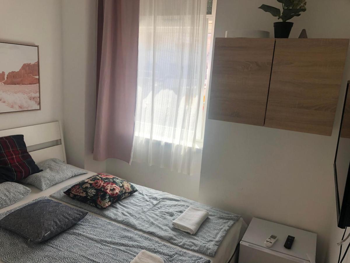 Bella Fiore Mini Rooms 3 부다페스트 외부 사진