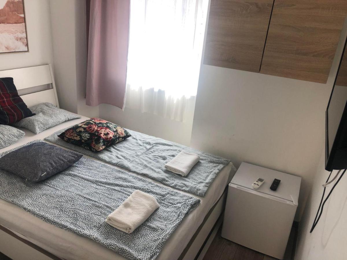 Bella Fiore Mini Rooms 3 부다페스트 외부 사진